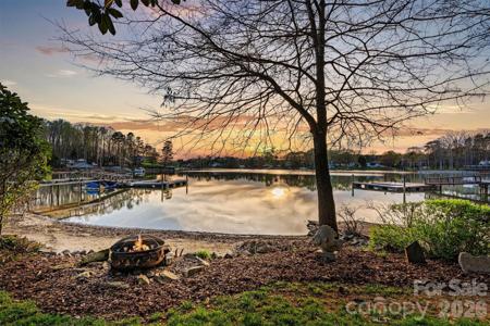 140 Shady Cove Road