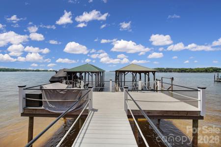 704 Isle Of Pines Road