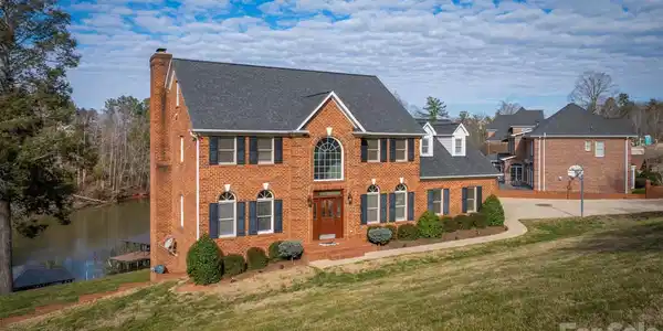 46 Mariners Point Lane
