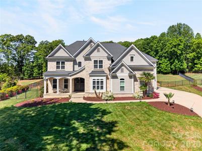 121 Leeward Shoals Lane
