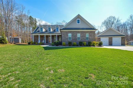 8212 Bennett Lane