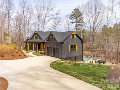 562 Normandy Road