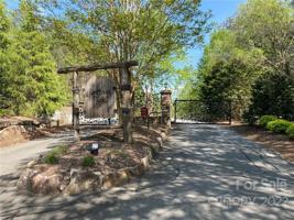 2193 Cottage Park