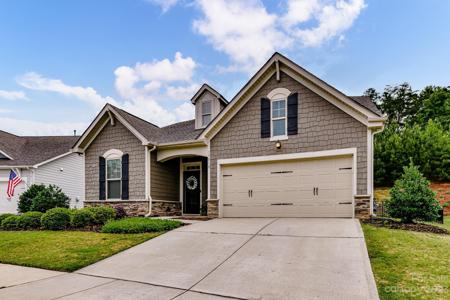 17015 Challory Glen