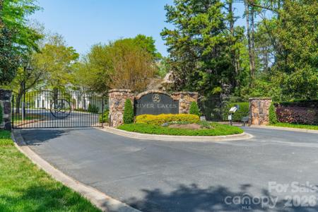 8113 Bay View Lane