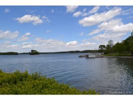 901 Lake Club Drive 