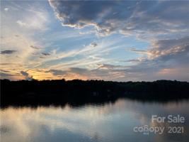 9808 Emerald Point