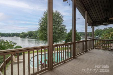 7424 Windy Pine Circle