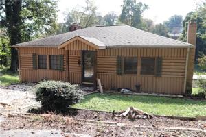 5280 Pineview Court