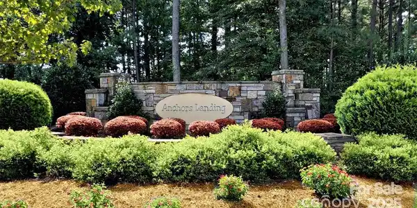 5200 Port Lane