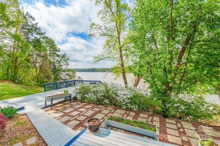 1720 Gaither Road