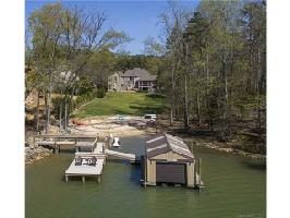 5223 Lake Wylie Road 
