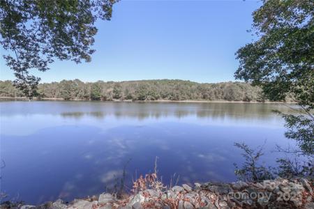 5898 Wood Duck Way
