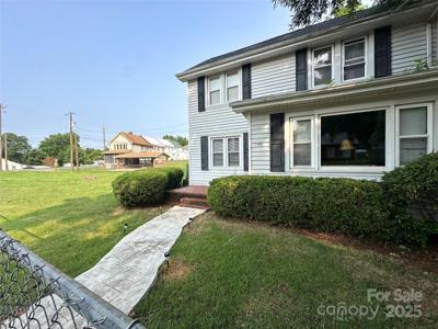 156 Spruce Street