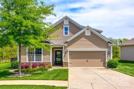 124 Rosebay Drive