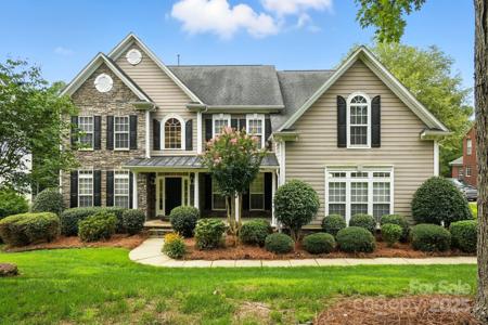 208 Woodwinds Drive