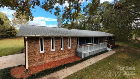 106 Candlewood Drive