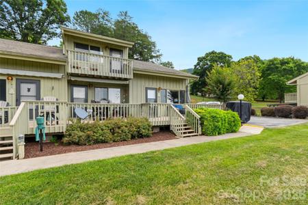 135 Fox Run Boulevard