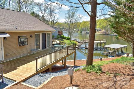 458 Pinehaven Drive