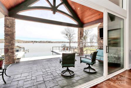 5086 Windward Point Lane