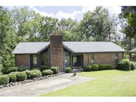 135 Candlewood Drive 