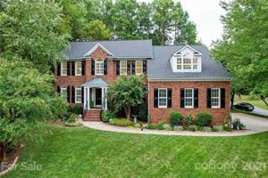 4323 Mountain Cove