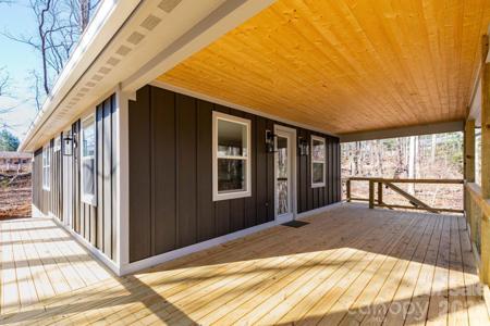 137 E Arbutus Trail