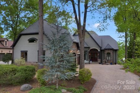 3255 Lake Pointe Drive