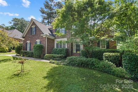 1069 Westlake Drive
