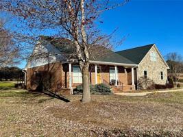 111 Lake Vista Place