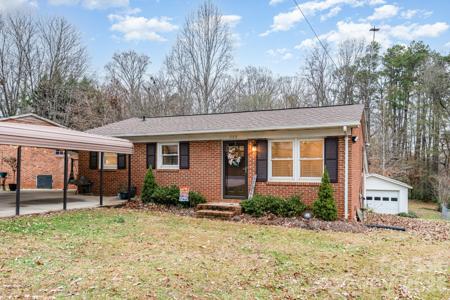 708 Noles Drive