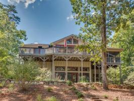 99 Piney Pointe Lane