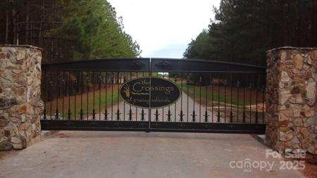 68 Lakeside Trail