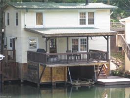 364 Lakeshore Drive