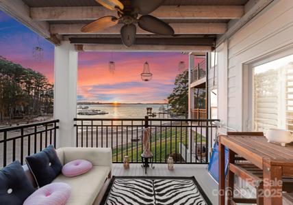 17811 Half Moon Lane