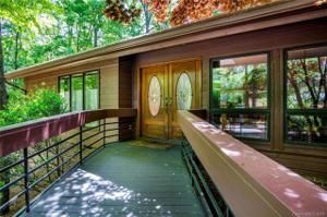 44 Timberidge Drive