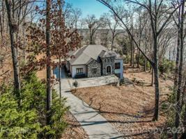 4025 Beechwood Spring Lane