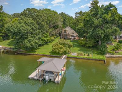 7707 Dellinger Road