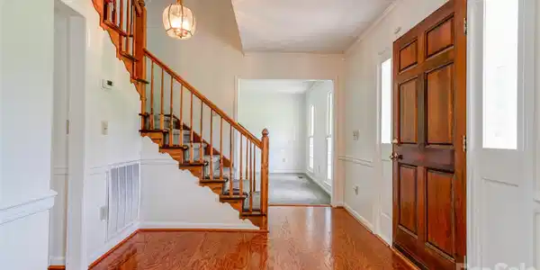 Image 4 Image 4