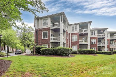 921 Northeast Drive