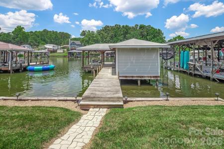 680 Lake Head Road