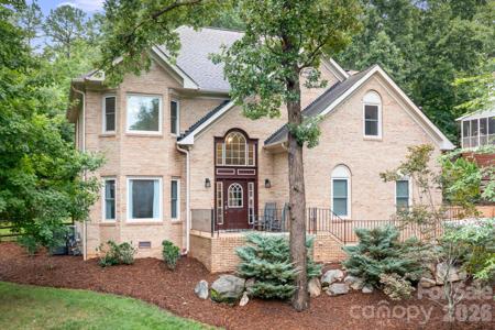 7048 Mariners Court