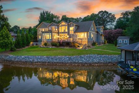 205 Leeward Point Loop
