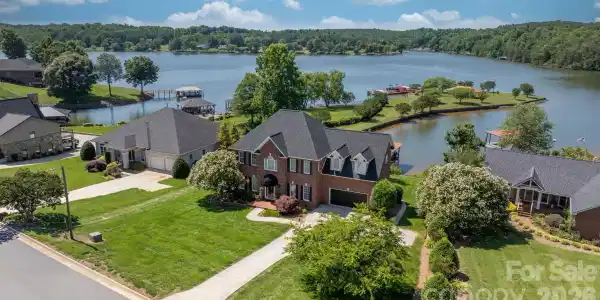 215 Iswa Drive