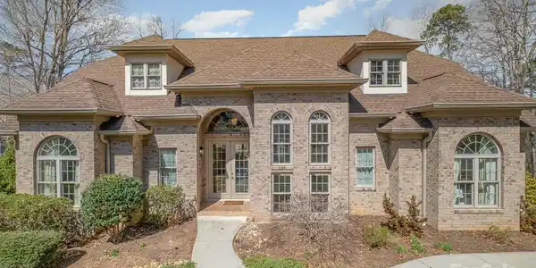 136 Winwood Circle