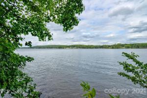 527 N Pennington Ferry Drive