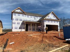215 Heatherland Drive