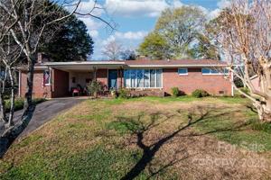 1563 11th NW