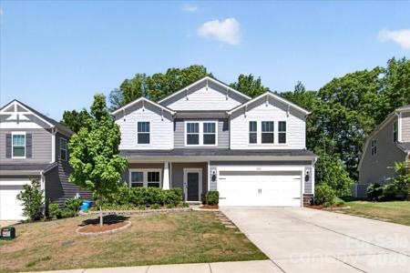 1220 Gossamer Hill Drive
