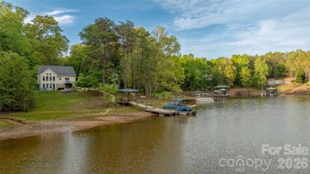 1325 Lytton Lane